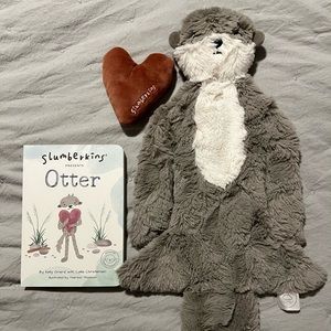 Slumberkins Otter with heart and book